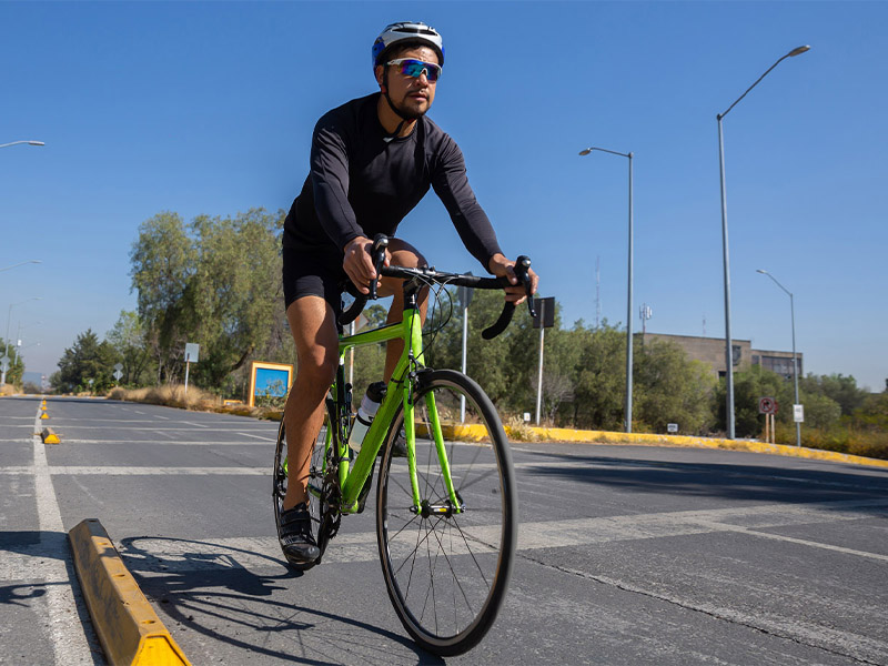 dap xe co lam to chan khong